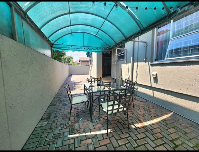 3 BEDROOM TOWNHOUSE FOR SALE IN VANDERBIJLPARK SE 3